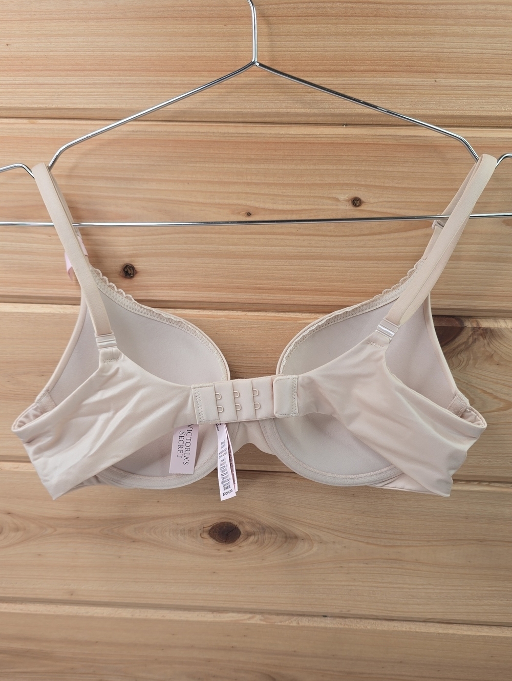 VS Body By Victoria Perfect Shape Push-Up Smooth Bra Sz 32C NWT - Picture 4 of 7